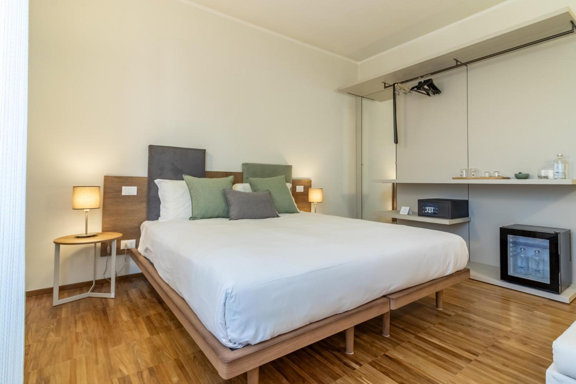 Il Faro Luxury Rooms & Lounge ลาสเปเซีย ภายนอก รูปภาพ
