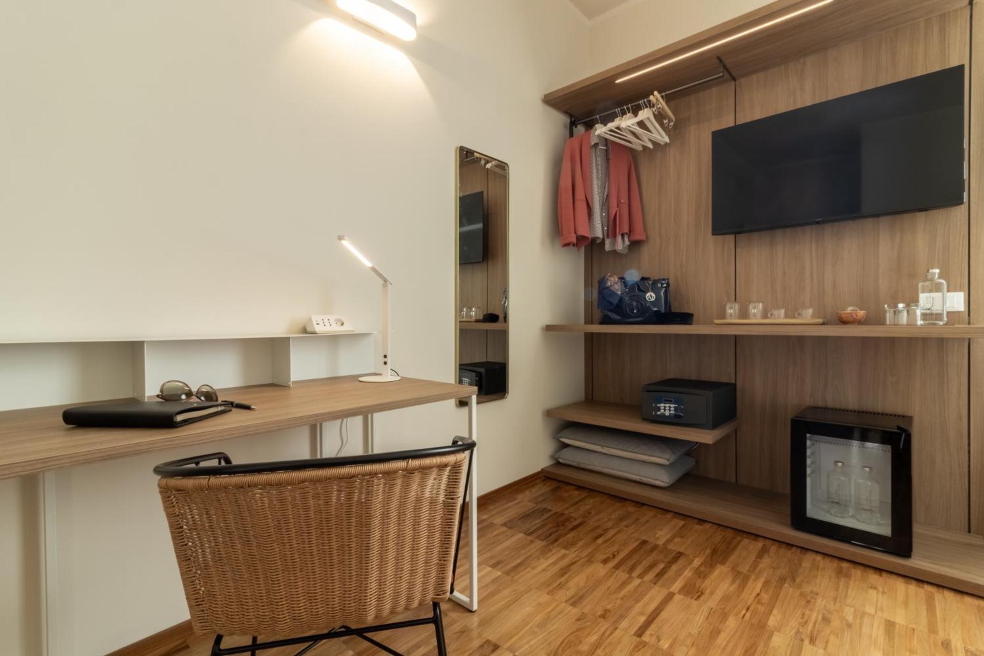 Il Faro Luxury Rooms & Lounge ลาสเปเซีย ภายนอก รูปภาพ