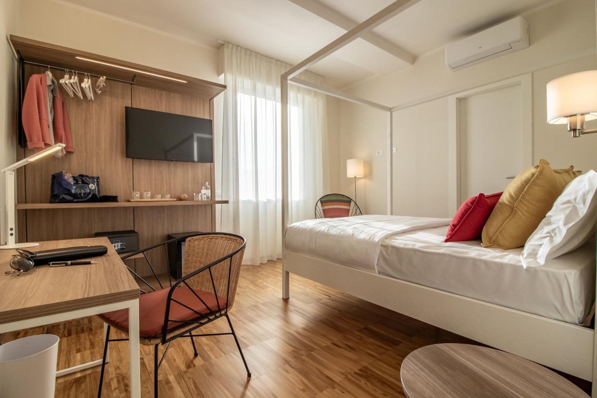 Il Faro Luxury Rooms & Lounge ลาสเปเซีย ภายนอก รูปภาพ